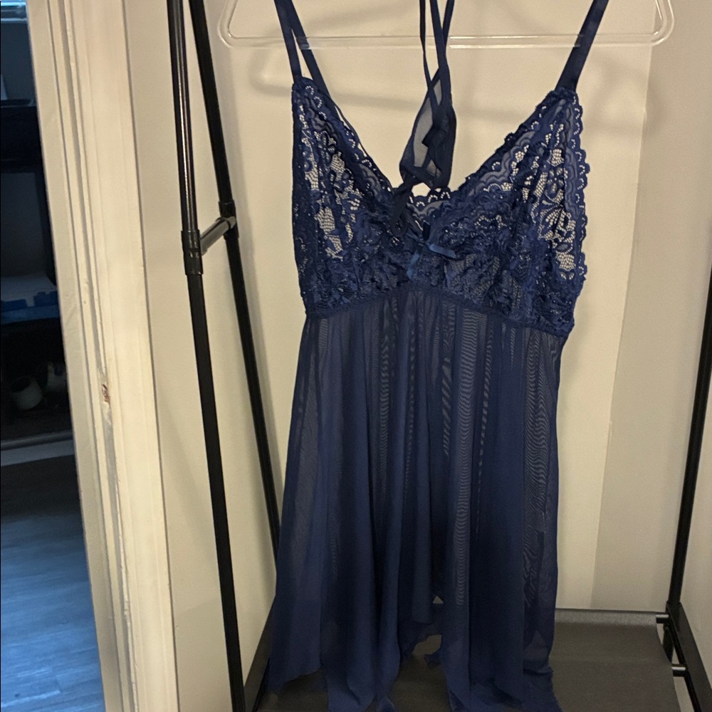 Elegant Lace Blue Nightgown w/thong